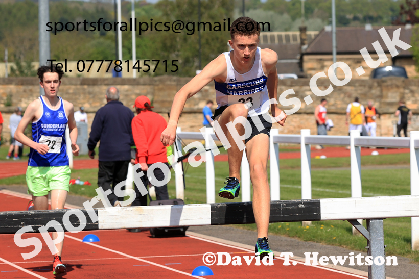 Steeplechase, 2026 Elswick Harriers Event, Wentworth, Hexham. Photo: David T. Hewitson/Sports for All Pics